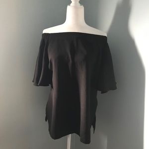Flowey off the shoulder top from Modern Citizen
